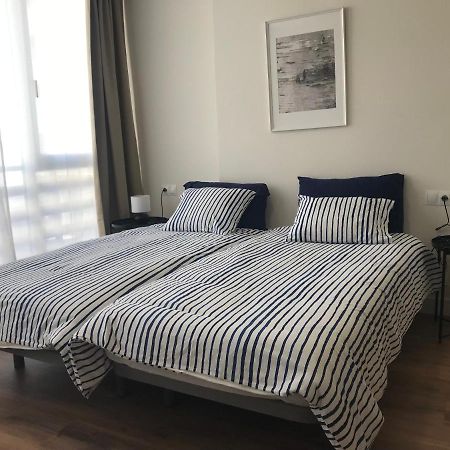 Gmc Turistics - Plaza De Las Flores Estepona Zewnętrze zdjęcie
